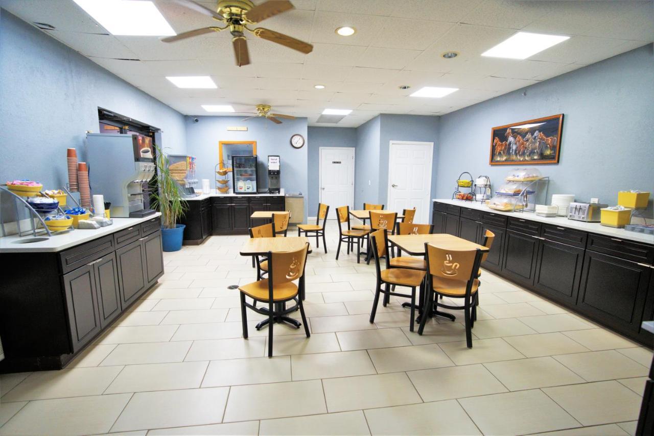 Columbus Inn And Suites מראה חיצוני תמונה