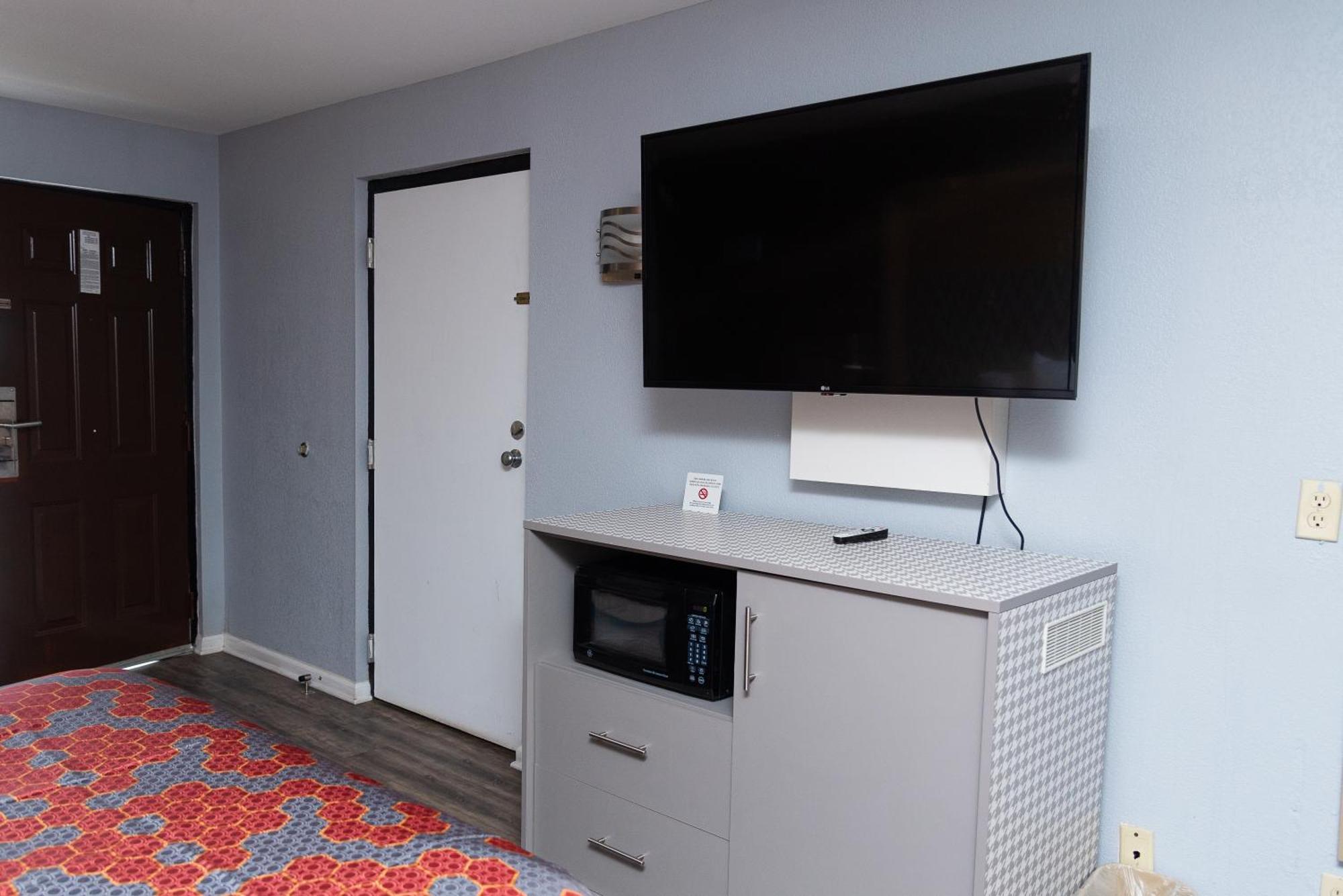 Columbus Inn And Suites מראה חיצוני תמונה