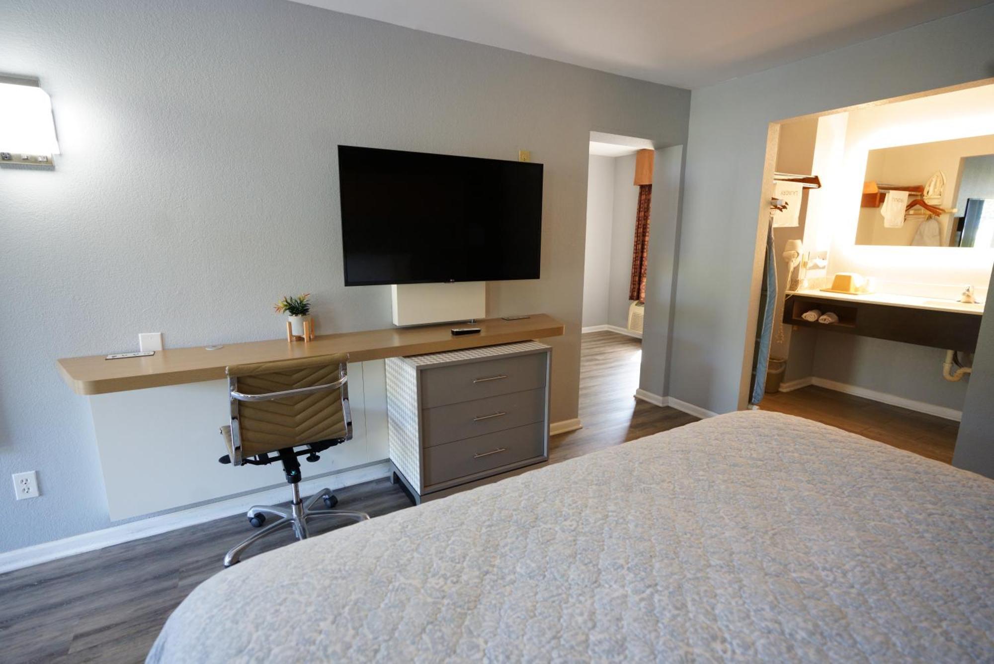 Columbus Inn And Suites מראה חיצוני תמונה