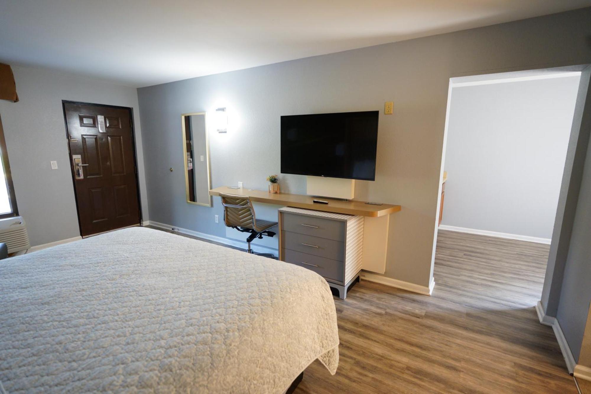 Columbus Inn And Suites מראה חיצוני תמונה