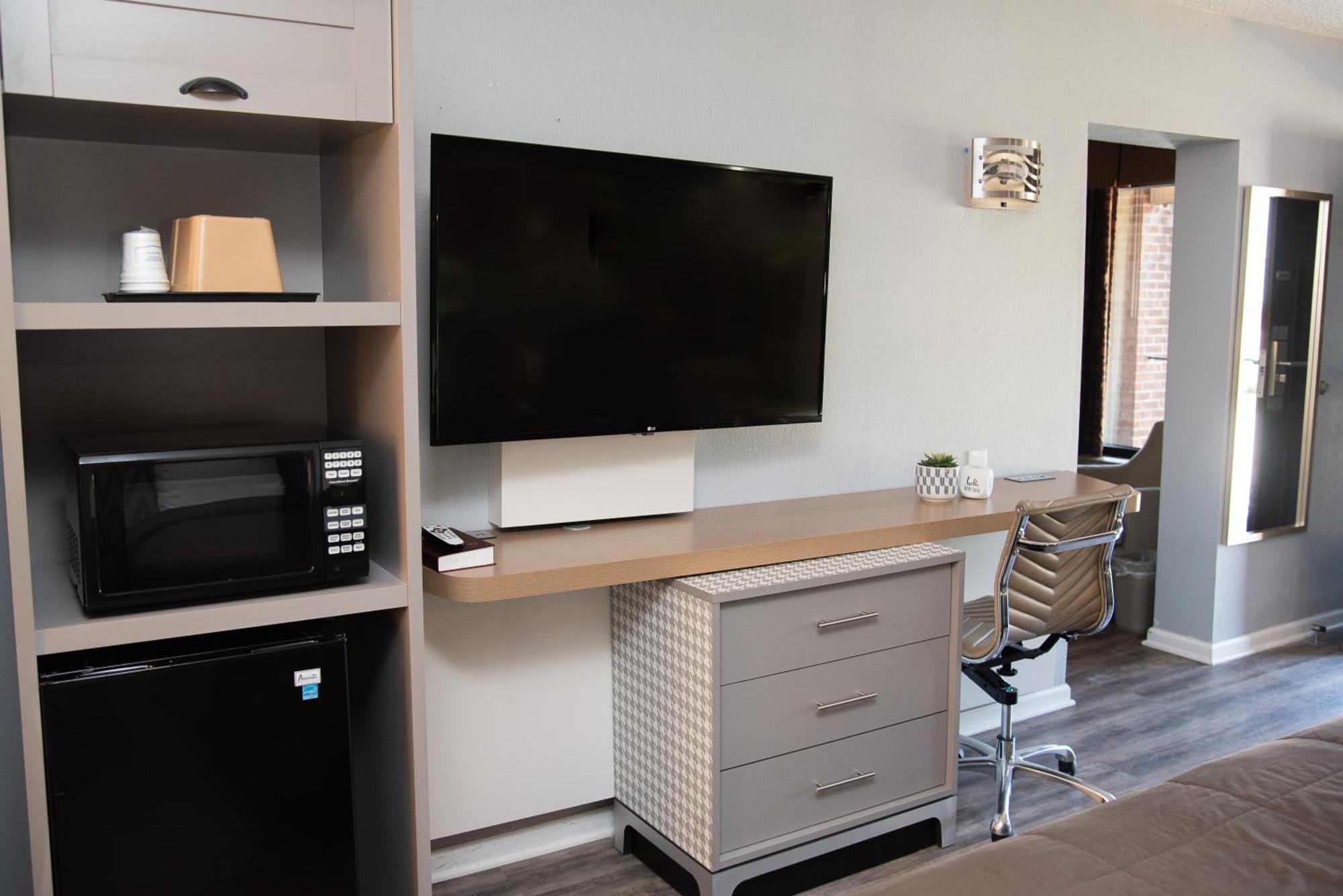 Columbus Inn And Suites מראה חיצוני תמונה