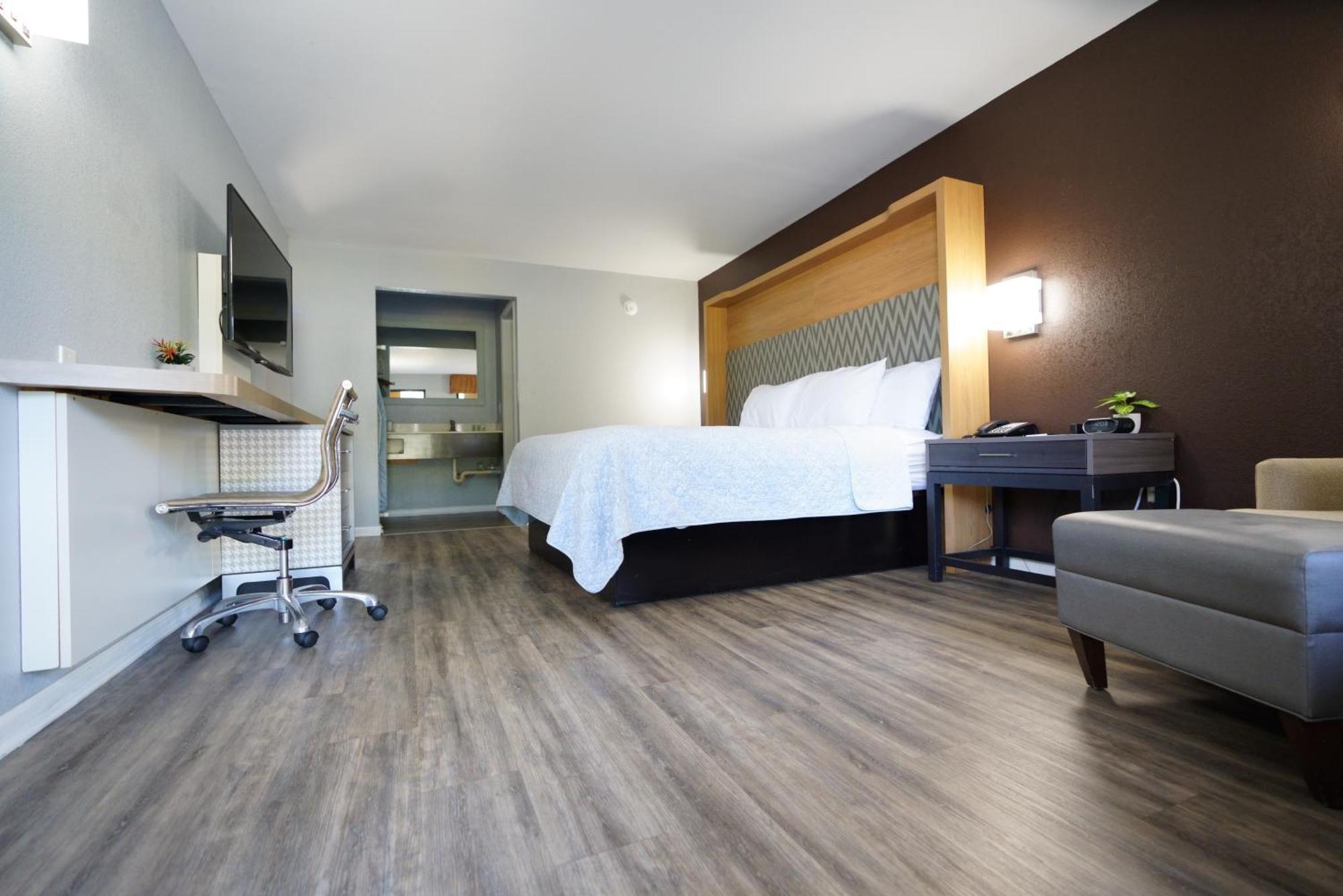 Columbus Inn And Suites מראה חיצוני תמונה